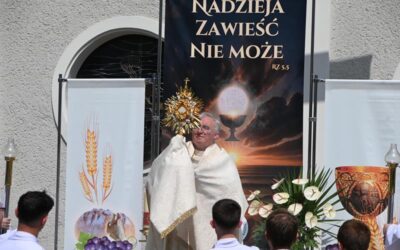 Procesja Bożego Ciała ulicami Bielska-Białej AD-2025r.