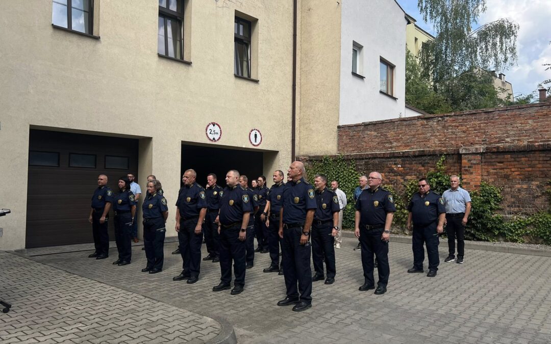 Uroczysta zbiórka z okazji Dnia Strażnika Miejskiego