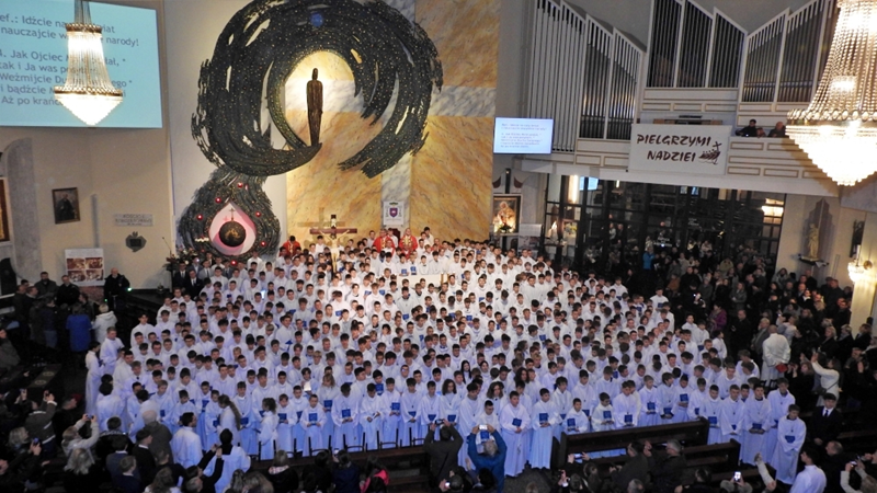 Nowi lektorzy służby liturgicznej naszej diecezji.