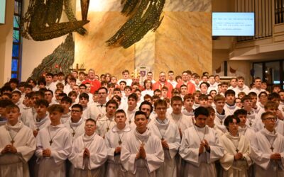 Nowi animatorzy i ceremoniarze Służby Liturgicznej Ołtarza.