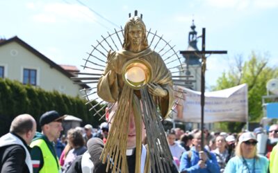 Rozpoczęcie pieszej pielgrzymki do Łagiewnik.
