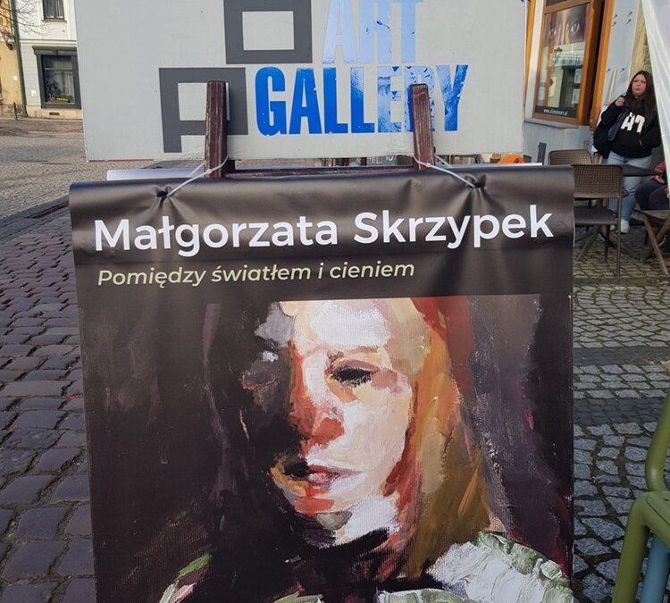 „Pomiędzy światłem a cieniem” – wystawa malarska Małgorzaty Skrzypek