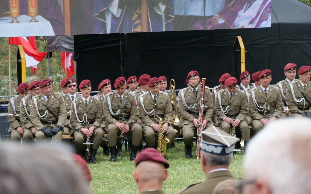 Ceremonia pogrzebowa szczątków żołnierzy NSZ