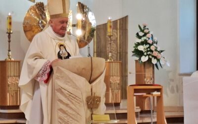 Ks. kardynał Kazimierz Nycz w kęckiej parafii NSPJ.