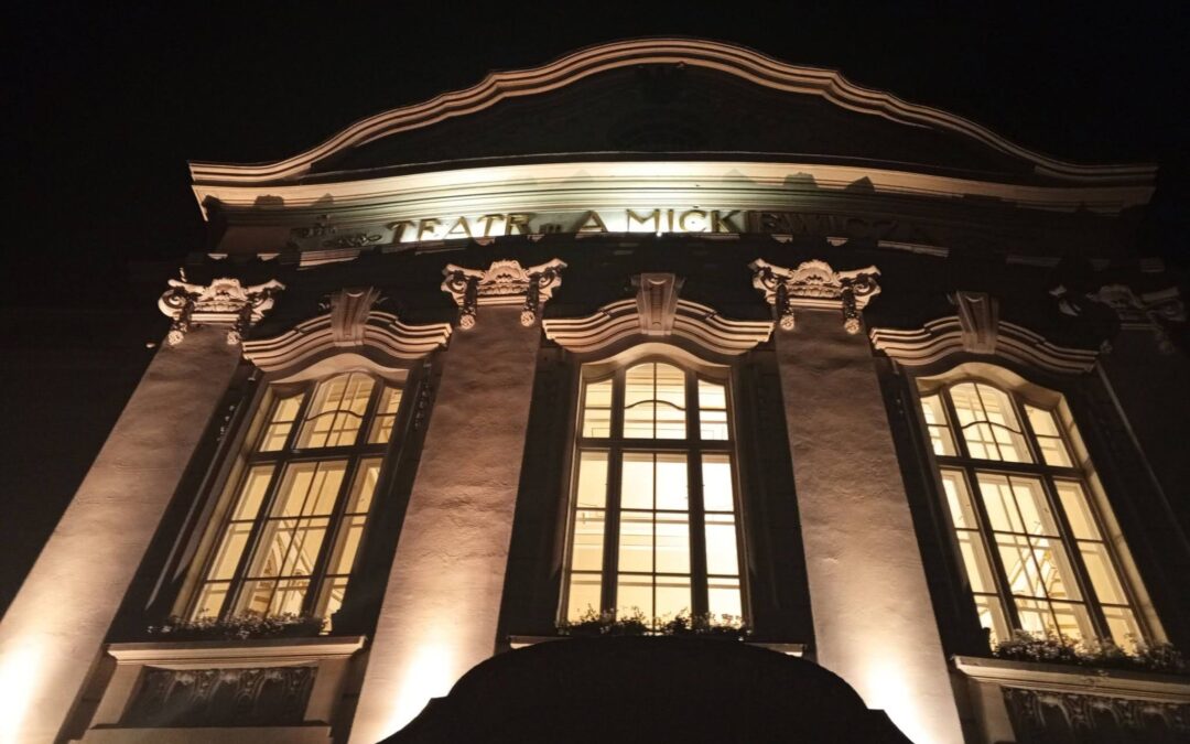 Niezapomniany wieczór w Cieszynie. Uczniowie i nauczyciele PSM na wspólnej scenie Teatru im. A. Mickiewicza