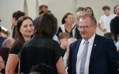 Uroczystość pełna dumy i tradycji: Dzień Patrona w Szkole Podstawowej nr 2 w Cieszynie
